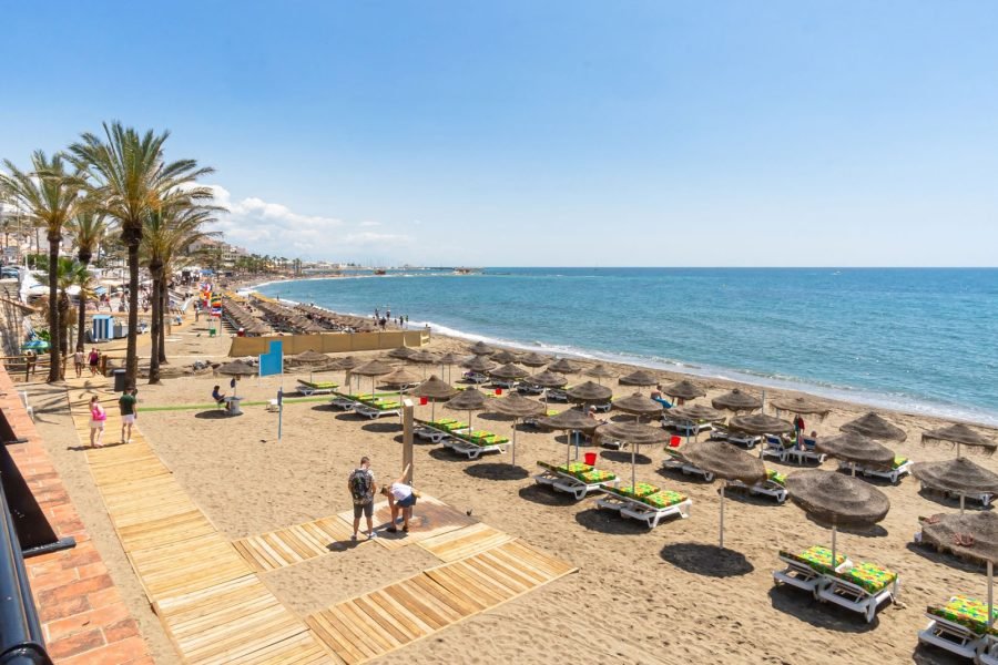 Malibu Beach Apartment - Malaga